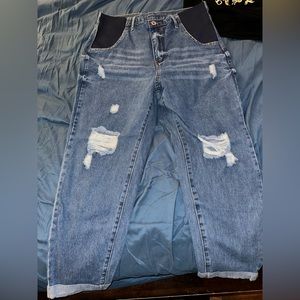 New w/o tags maternity jeans